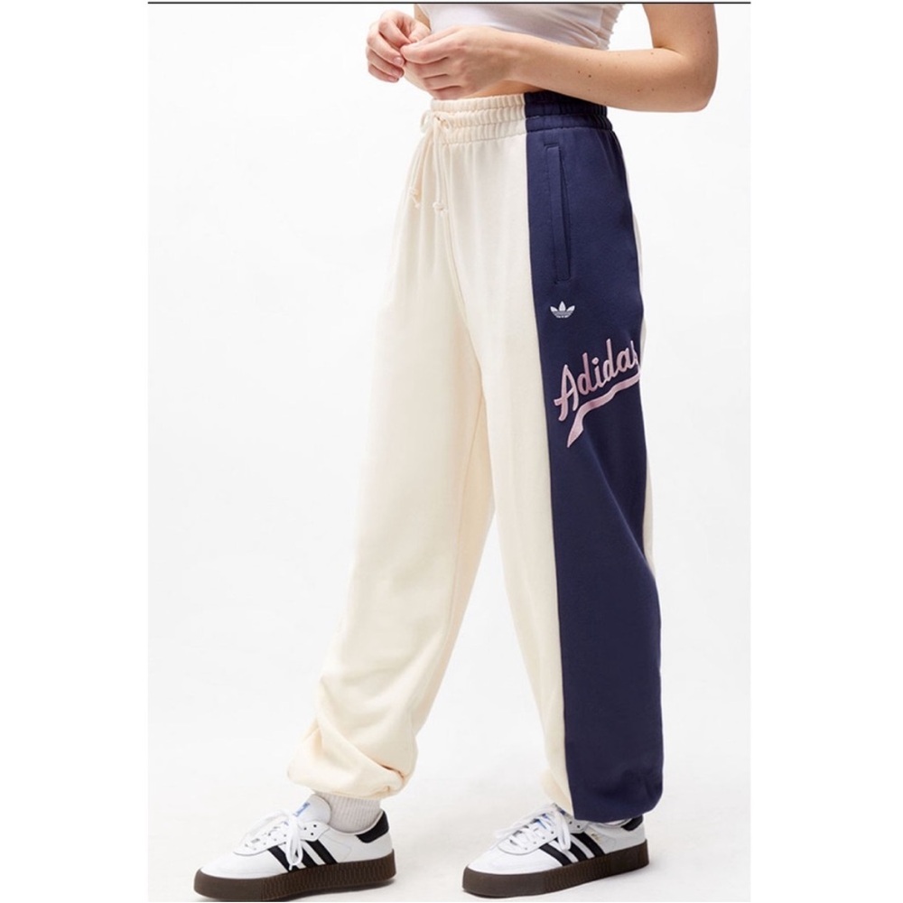 adidas Originals colour block joggers in cream and navy NWOT SIZE S